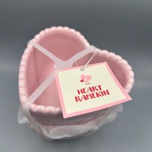 Target Bullseye Playground Valentine 2025 Pink Heart Ceramic Ramekin Set NEW